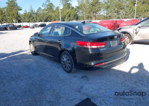 2016 Kia Optima Ex z USA, uszkodzony, nr VIN 5XXGU4L33GG078796